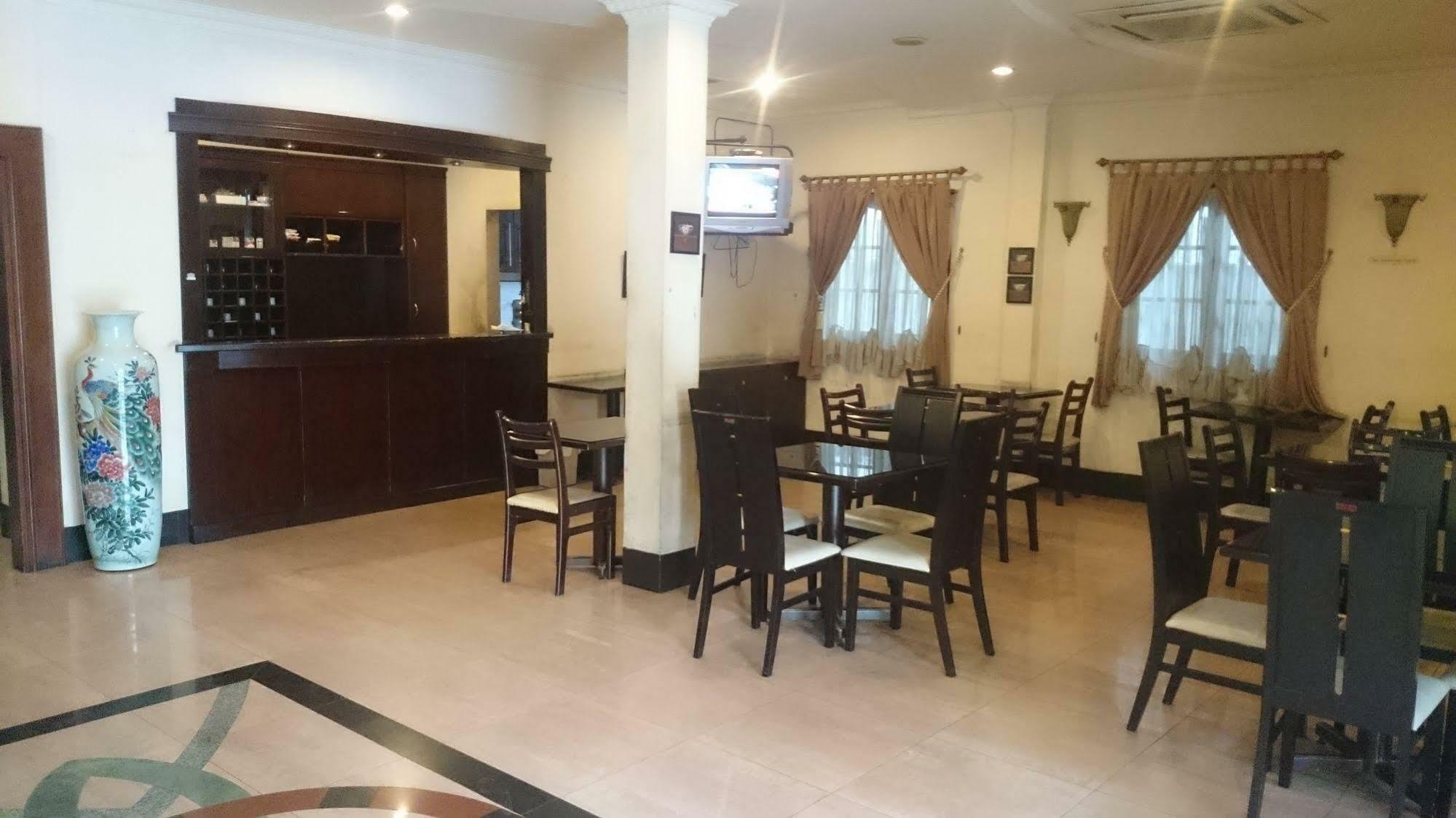 Hotel Citi International Palang Merah เมดาน ภายนอก รูปภาพ